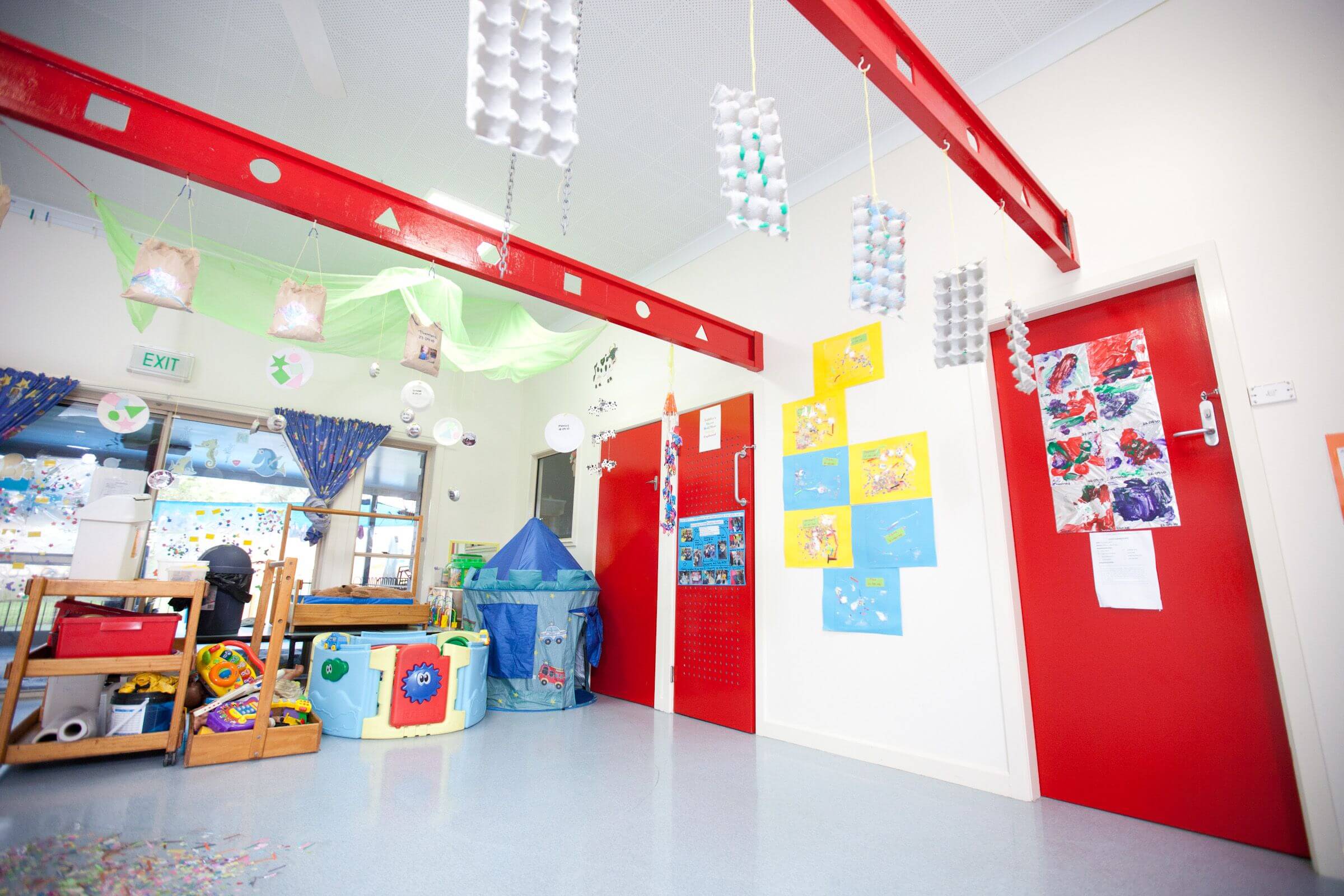 commercial painting - interior school building